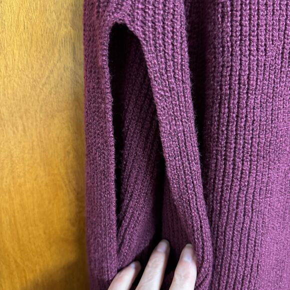 Kirnudo XL new poncho style burgundy/ plum sweater. - Picture 6 of 6